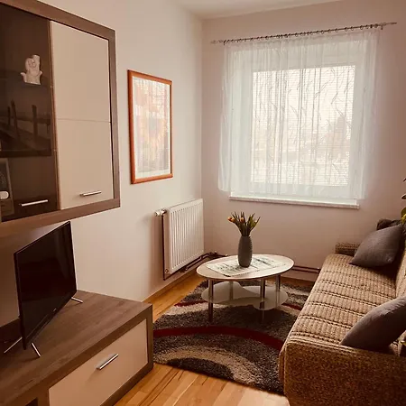 Gombotz شقة Halbenrain